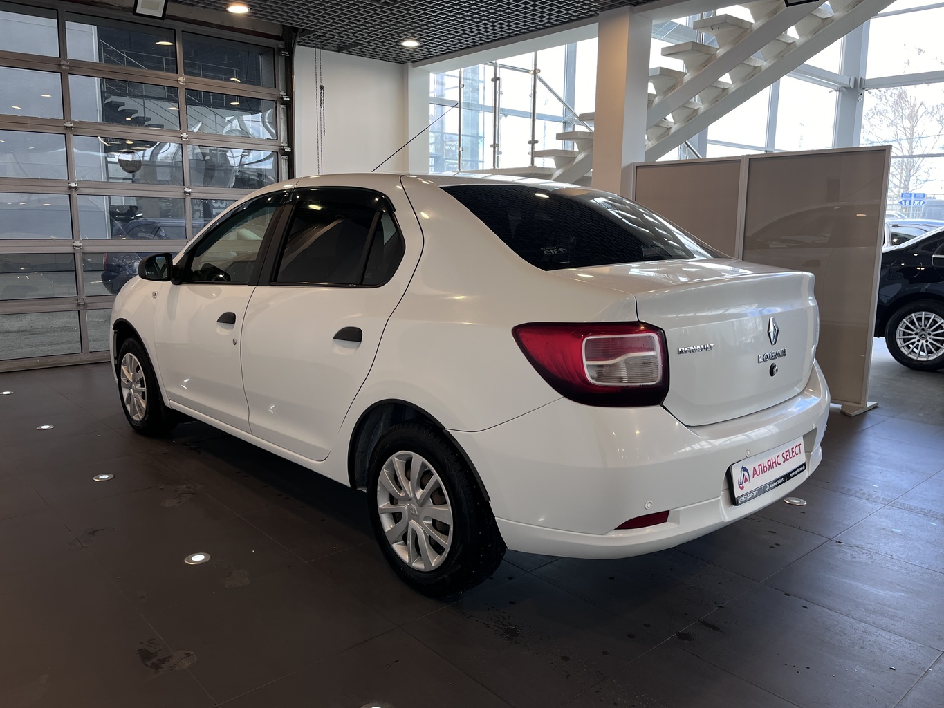 RENAULT LOGAN