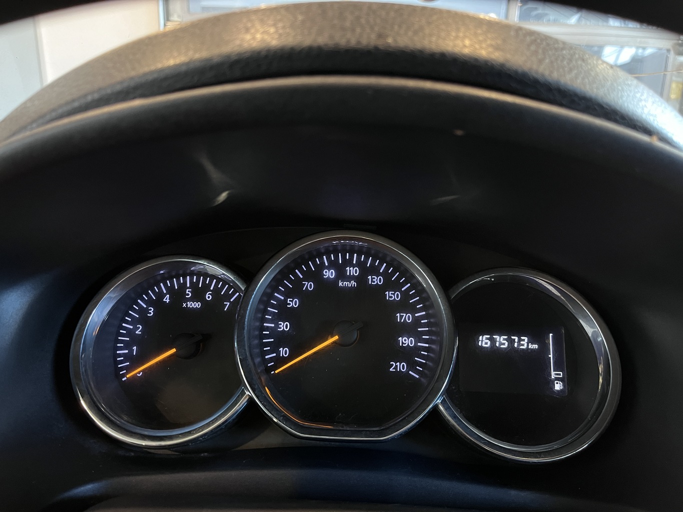 RENAULT LOGAN