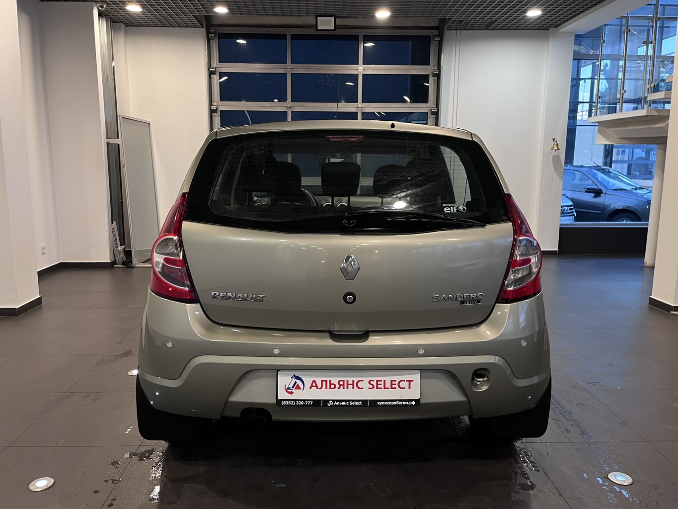 RENAULT SANDERO