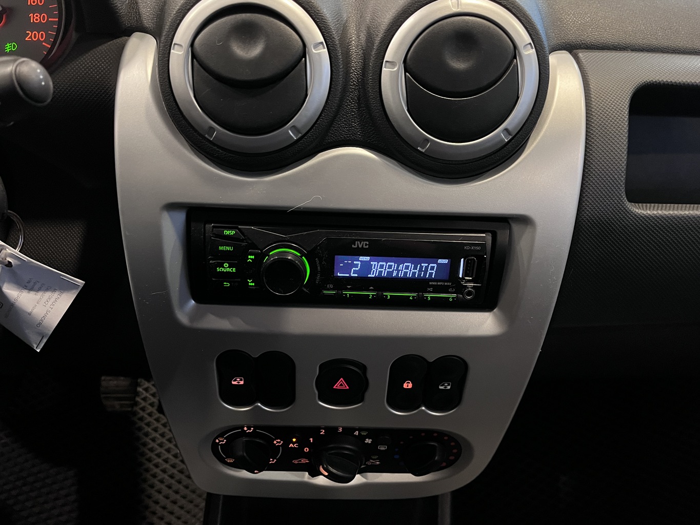 RENAULT SANDERO