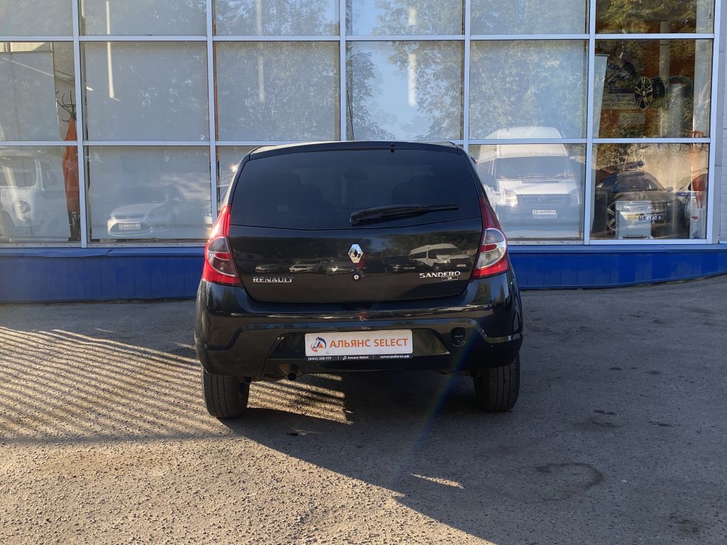 RENAULT SANDERO