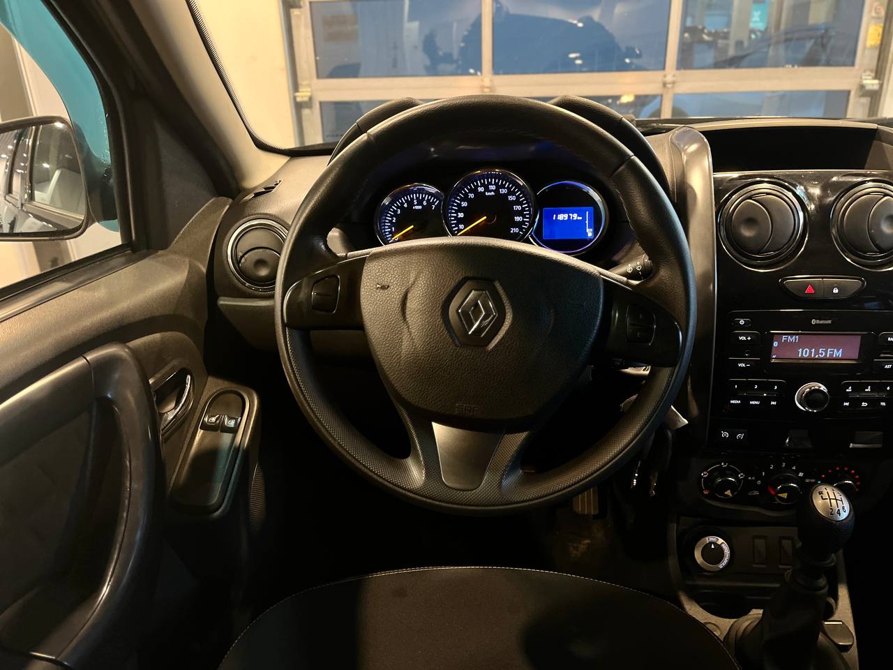 RENAULT DUSTER