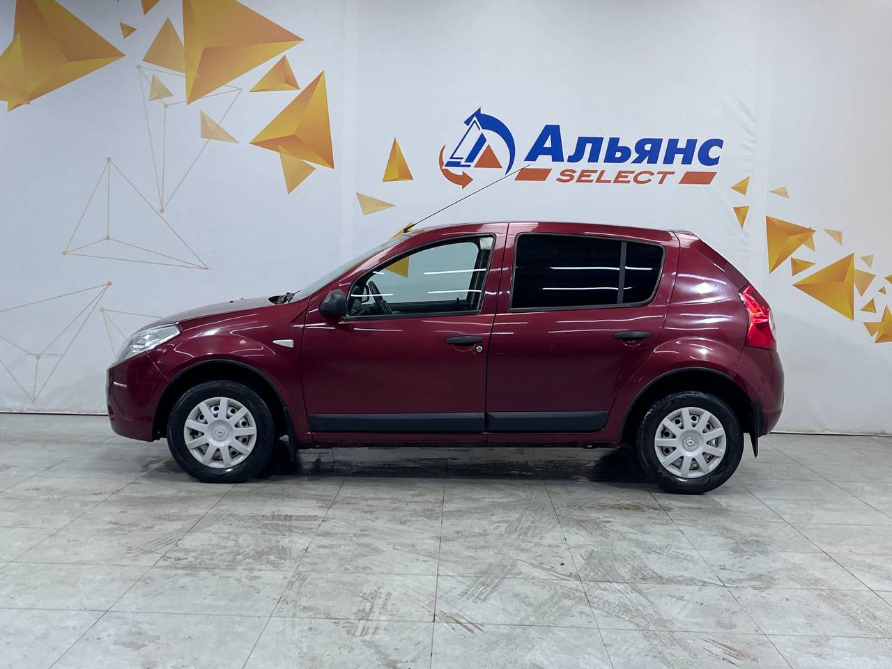 RENAULT SANDERO