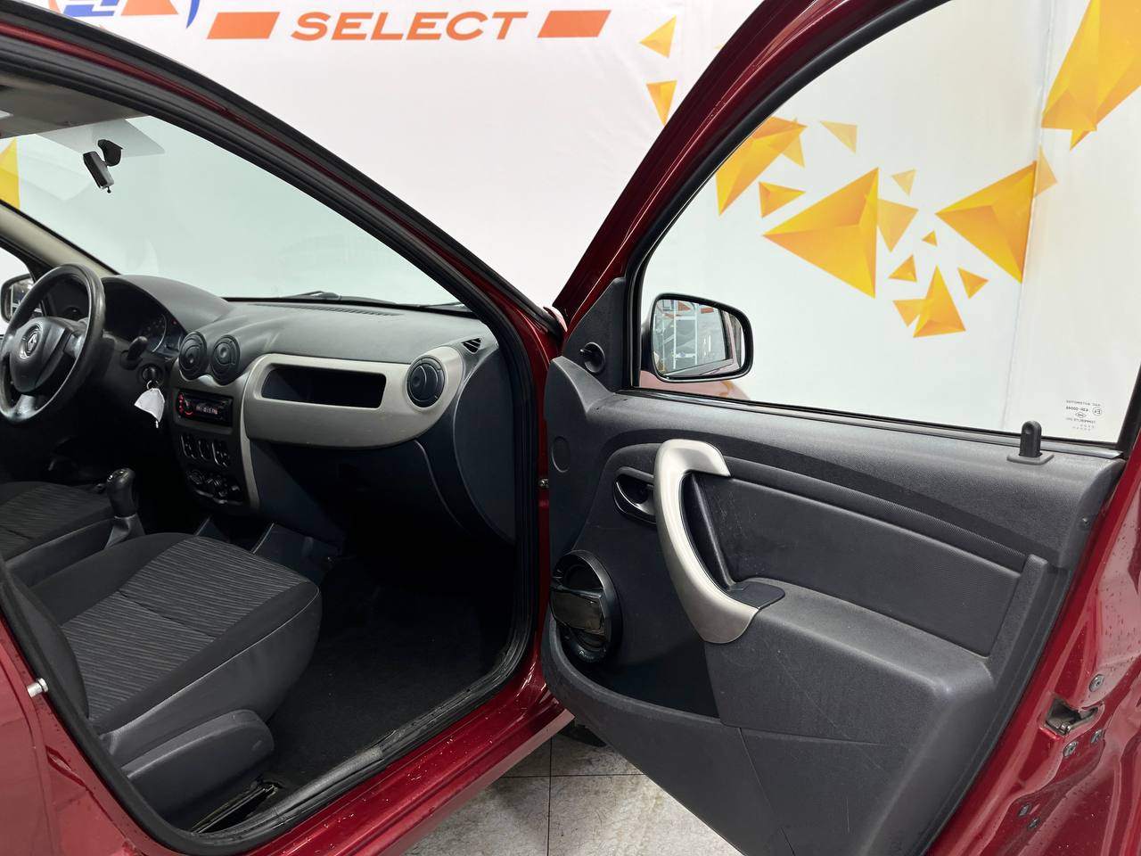 RENAULT SANDERO