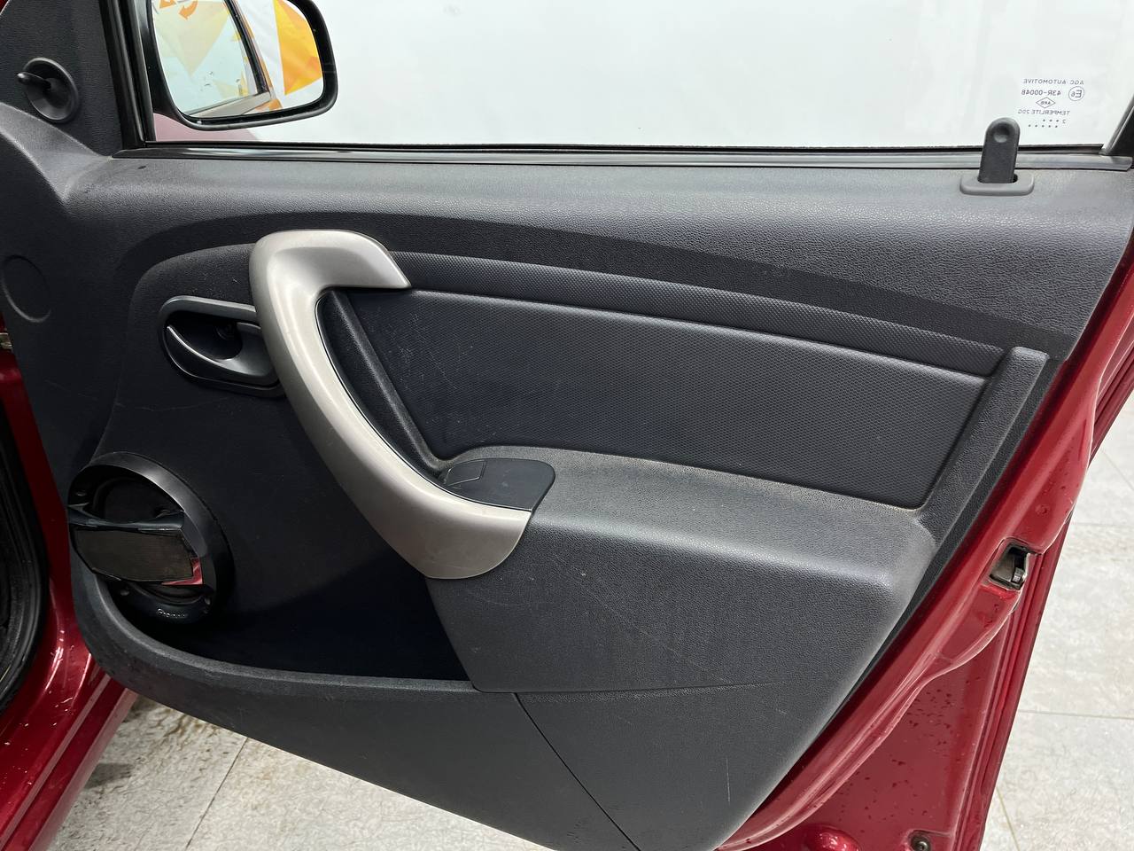 RENAULT SANDERO