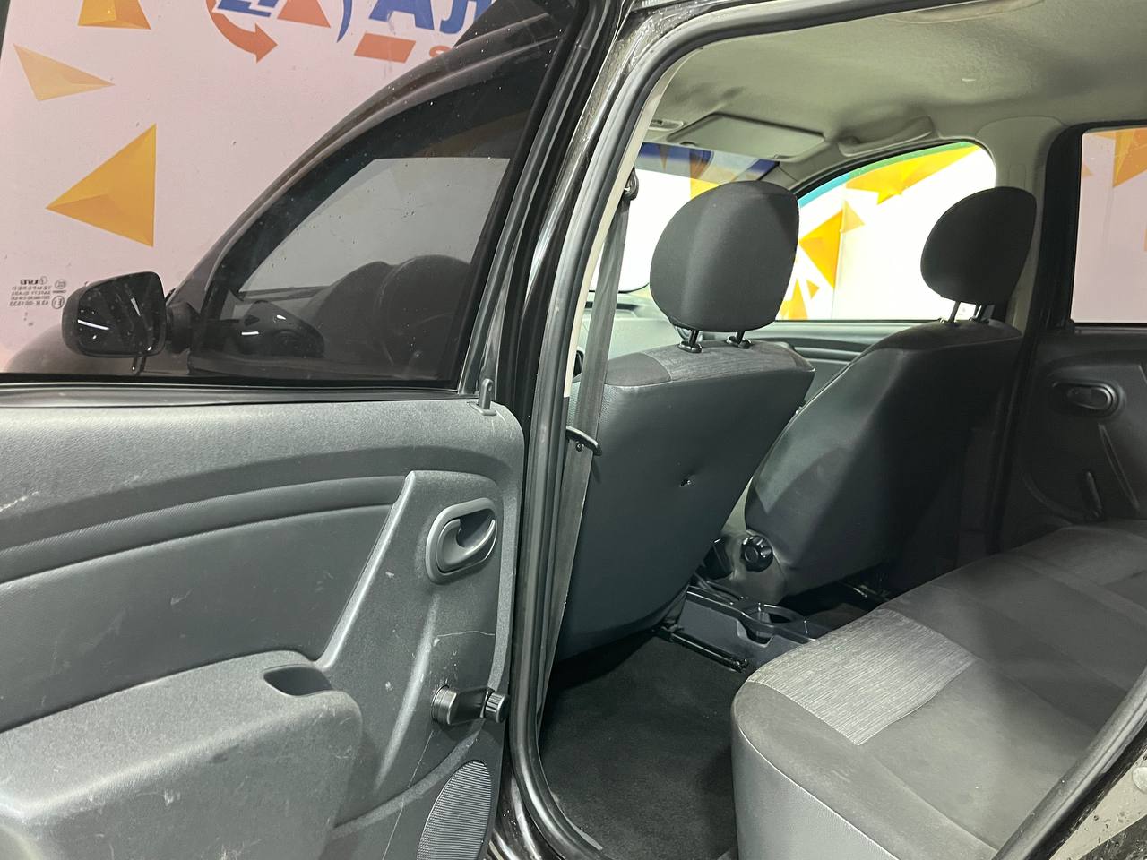 RENAULT DUSTER