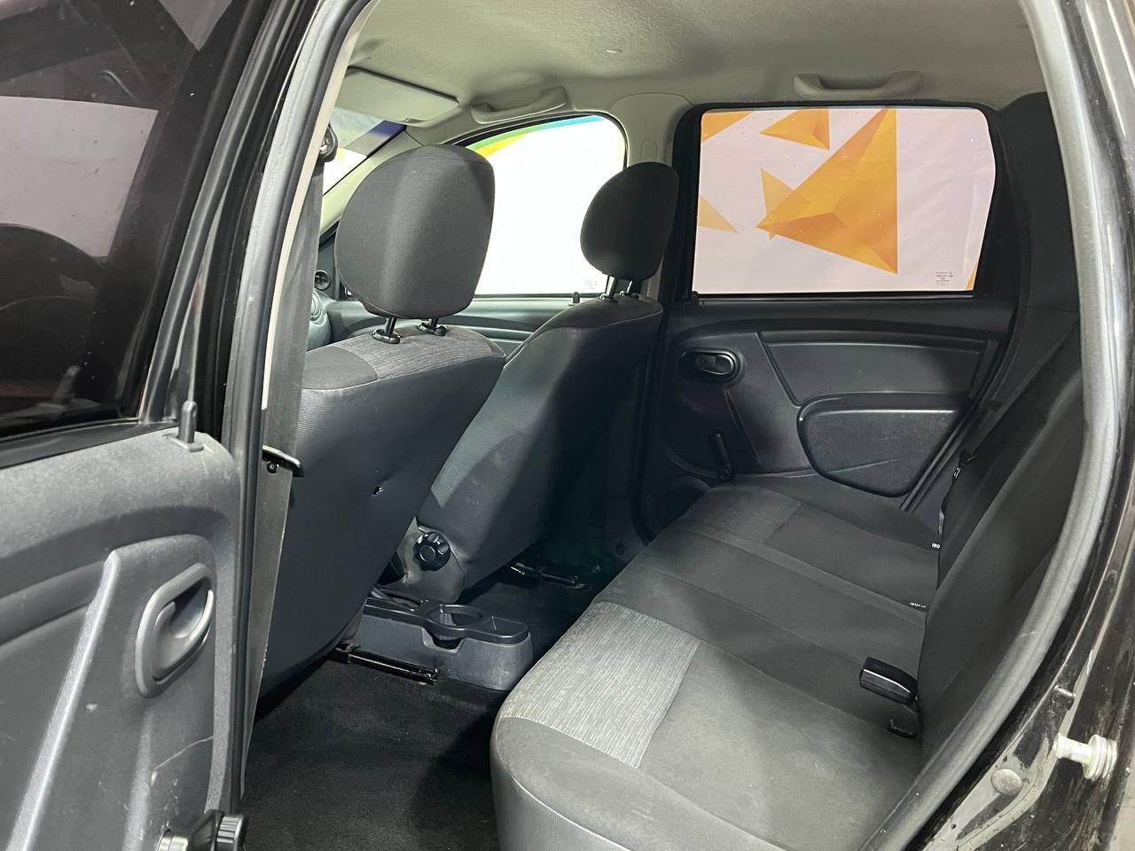RENAULT DUSTER