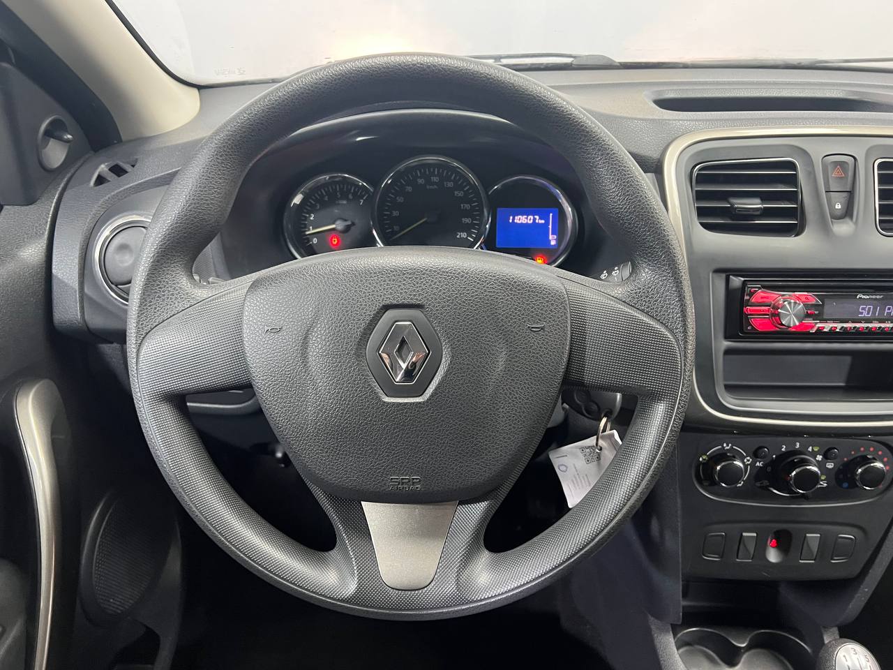 RENAULT LOGAN