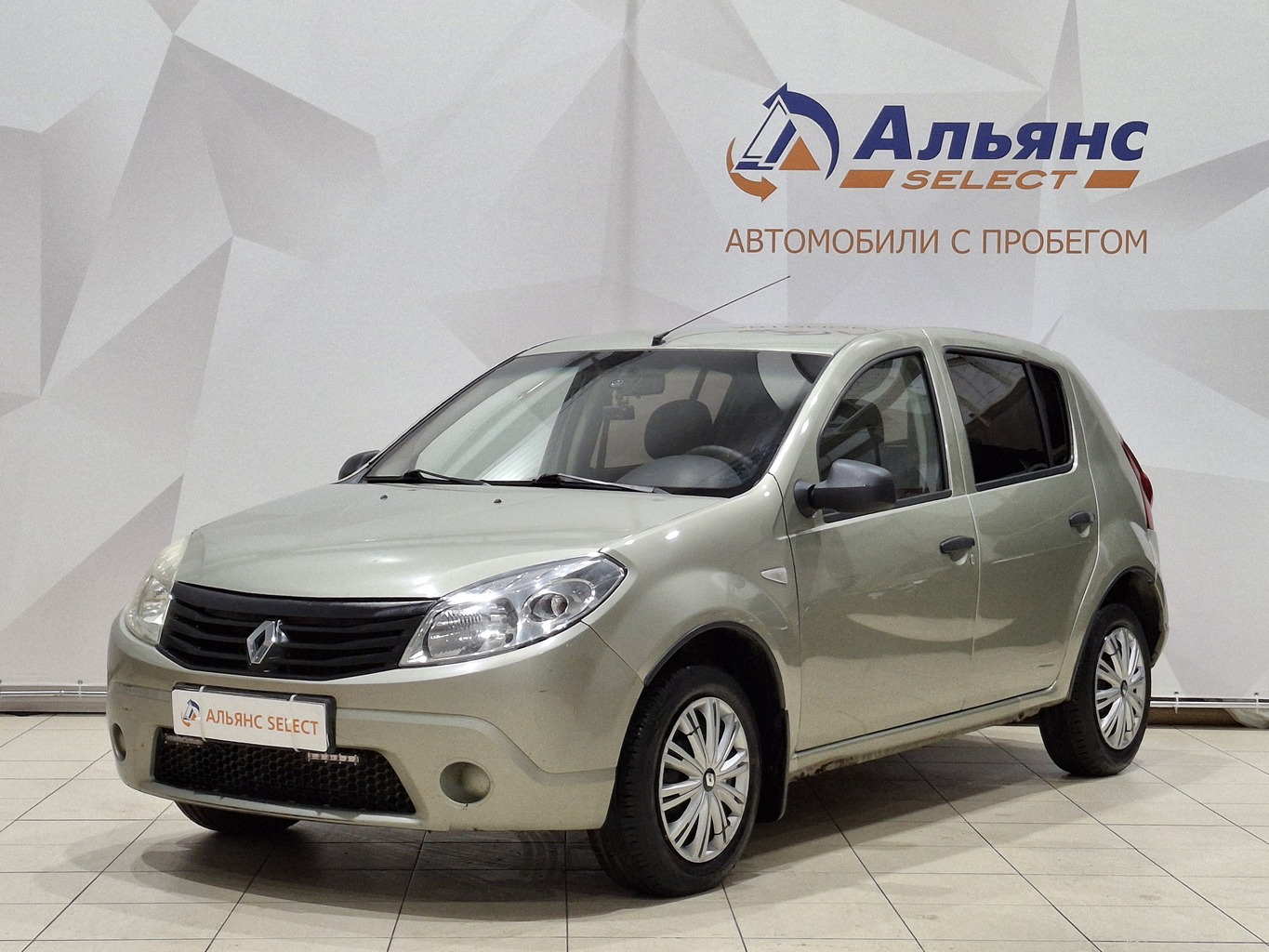 RENAULT SANDERO