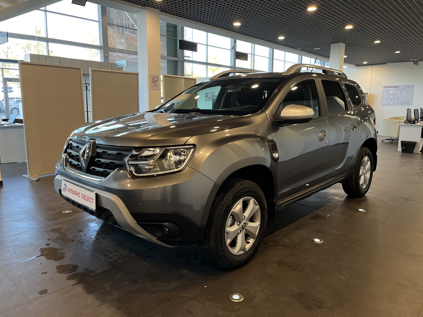 RENAULT DUSTER