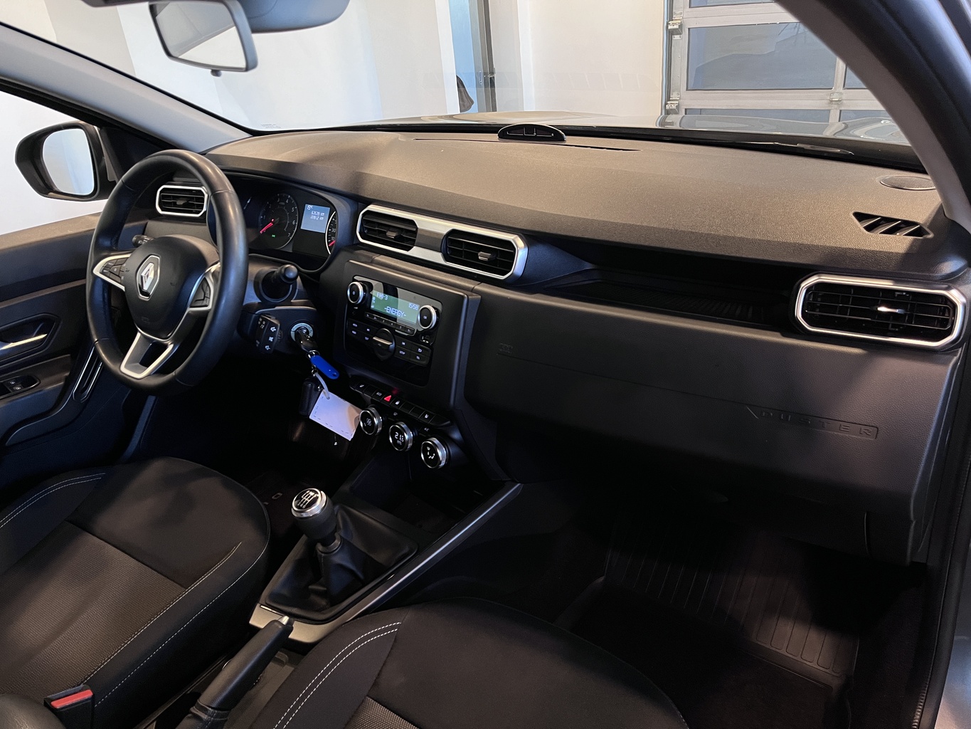 RENAULT DUSTER
