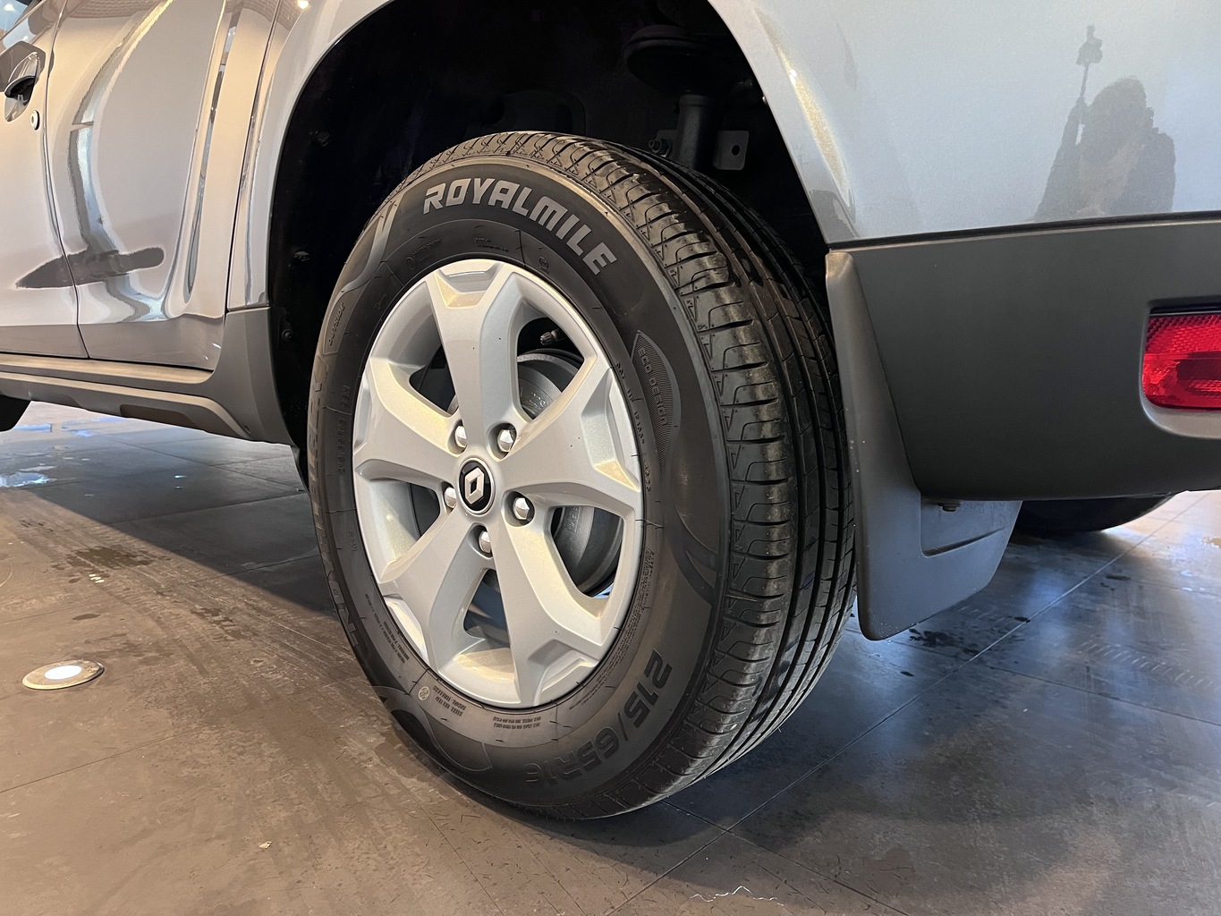 RENAULT DUSTER