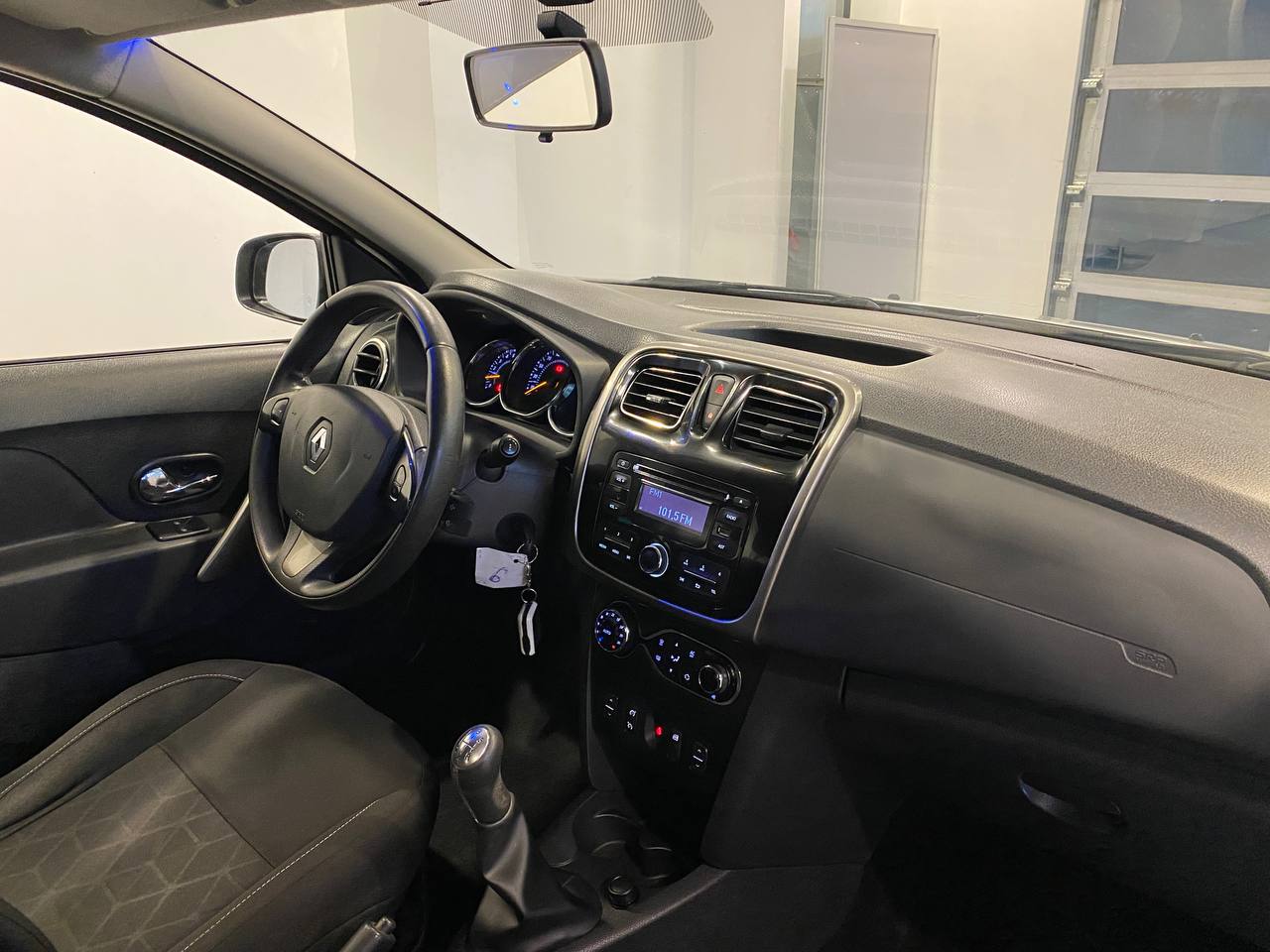 RENAULT SANDERO STEPWAY