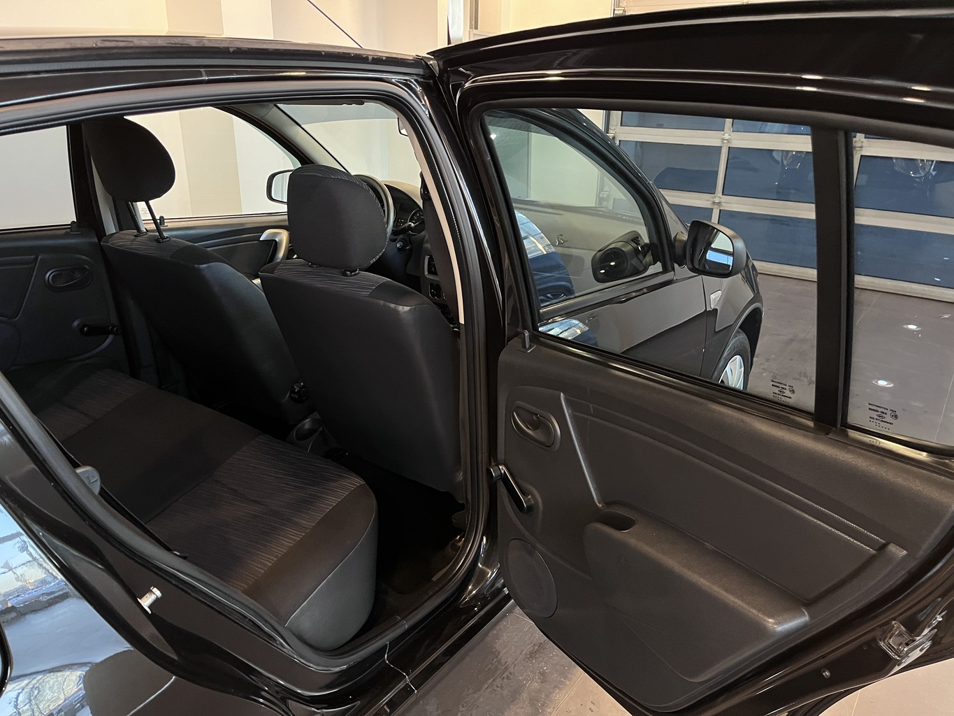 RENAULT SANDERO