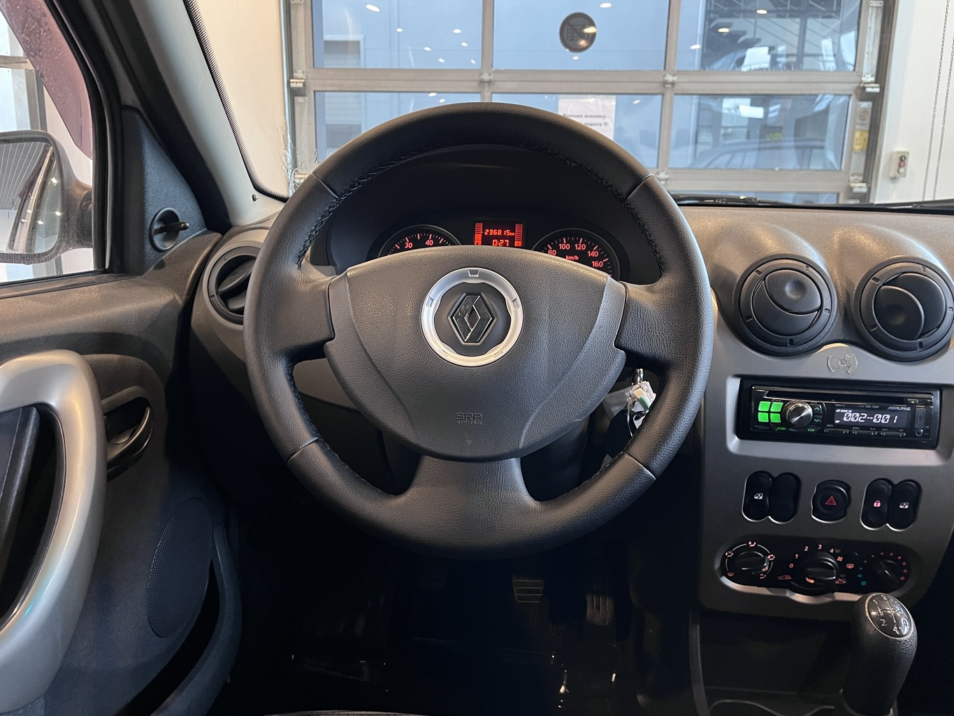 RENAULT SANDERO