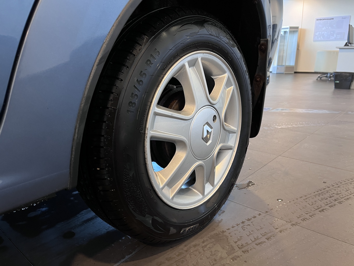 RENAULT LOGAN