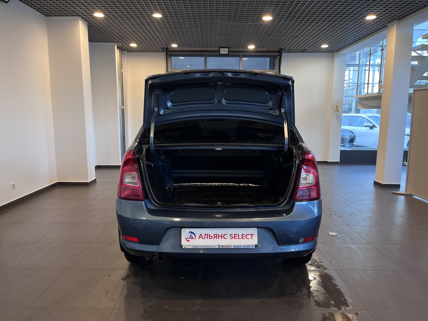 RENAULT LOGAN
