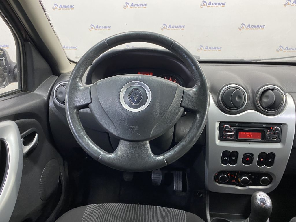 RENAULT SANDERO STEPWAY