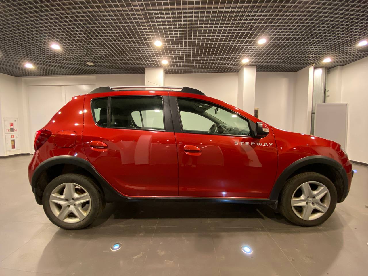 RENAULT SANDERO STEPWAY