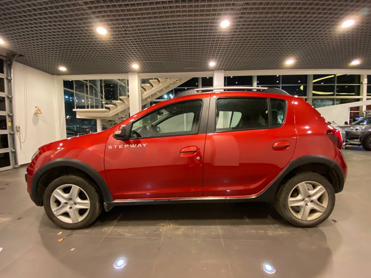 RENAULT SANDERO STEPWAY