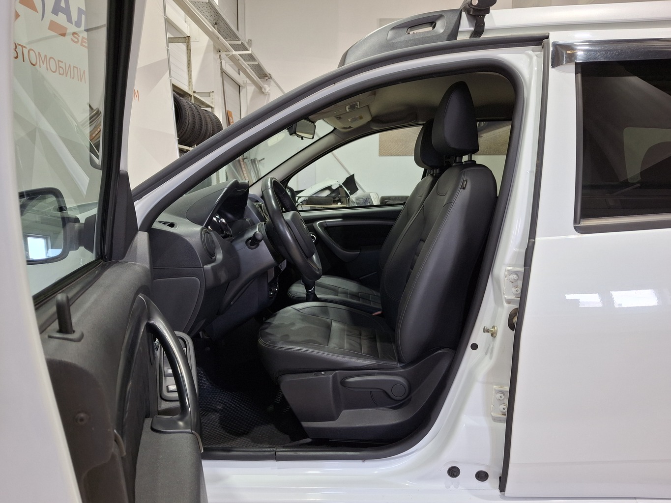 RENAULT DUSTER