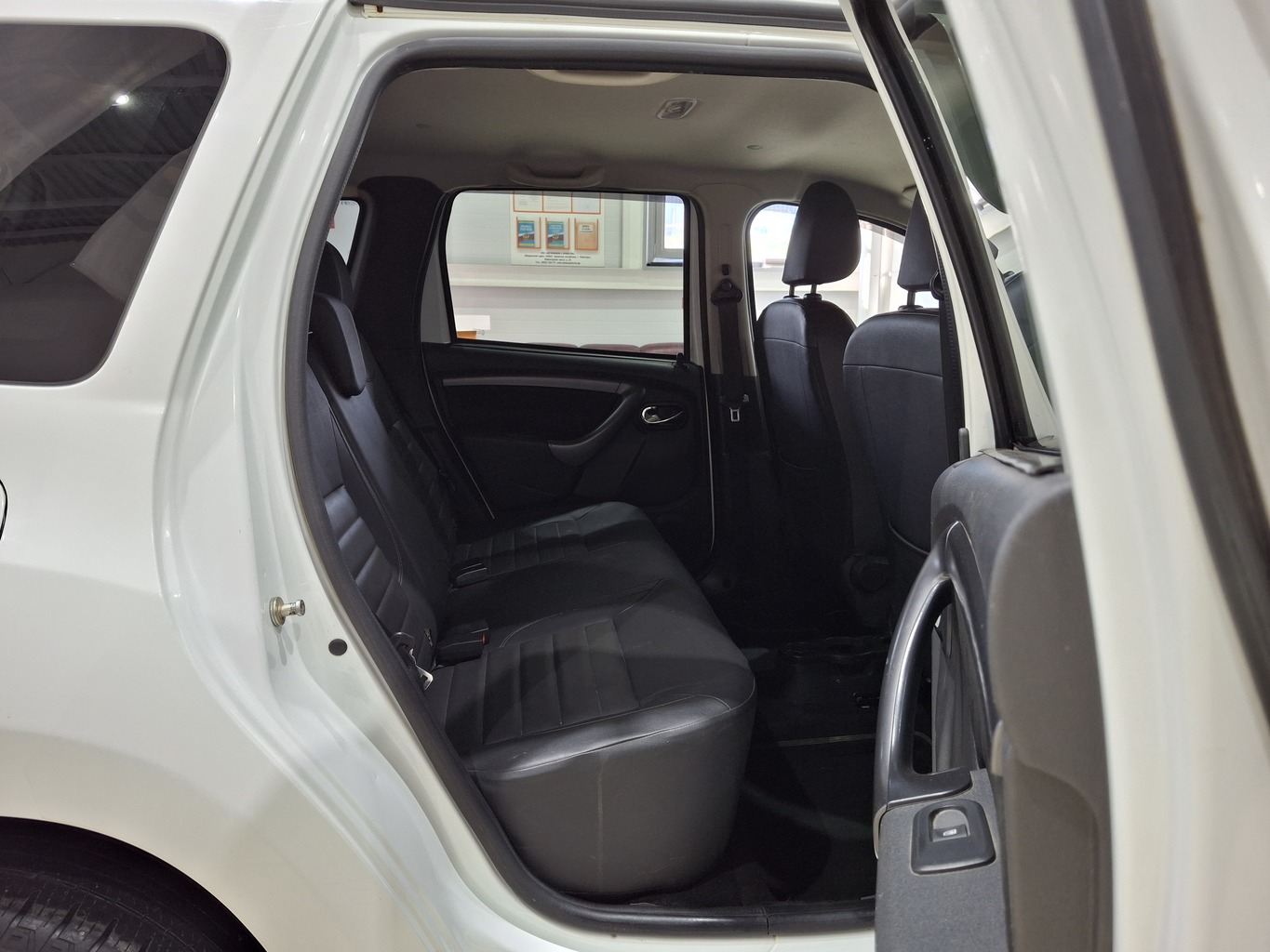 RENAULT DUSTER