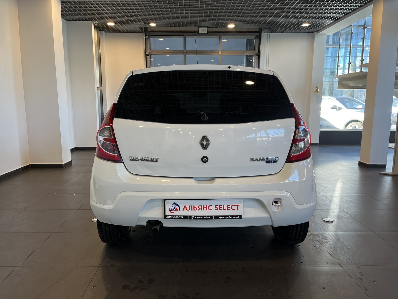 RENAULT SANDERO