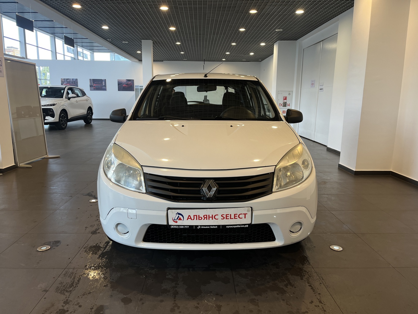 RENAULT SANDERO