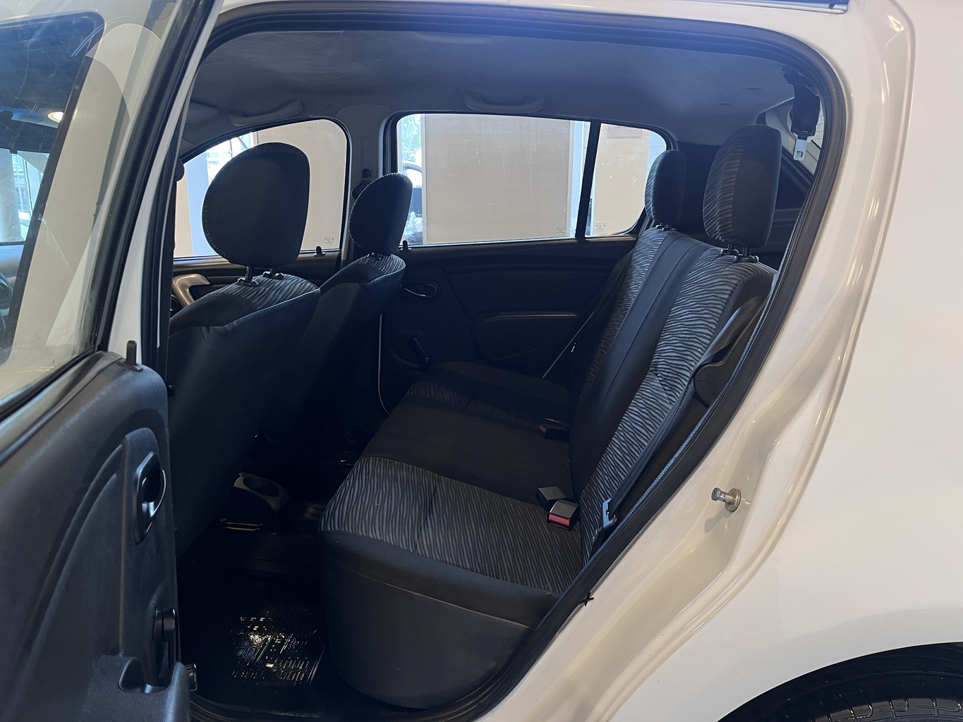 RENAULT SANDERO