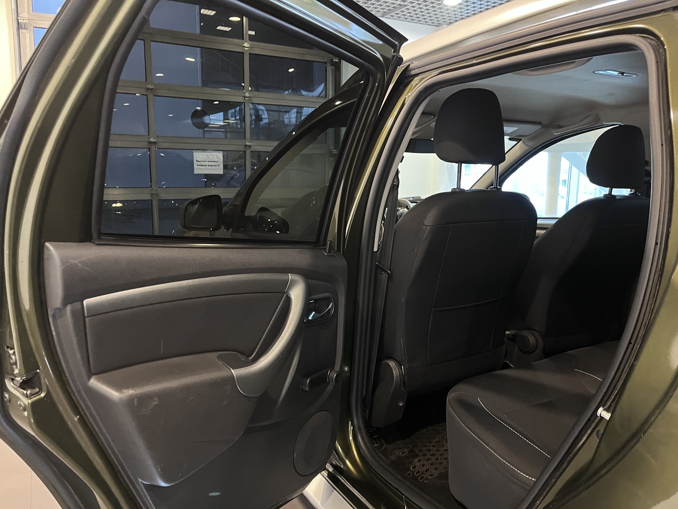 RENAULT DUSTER
