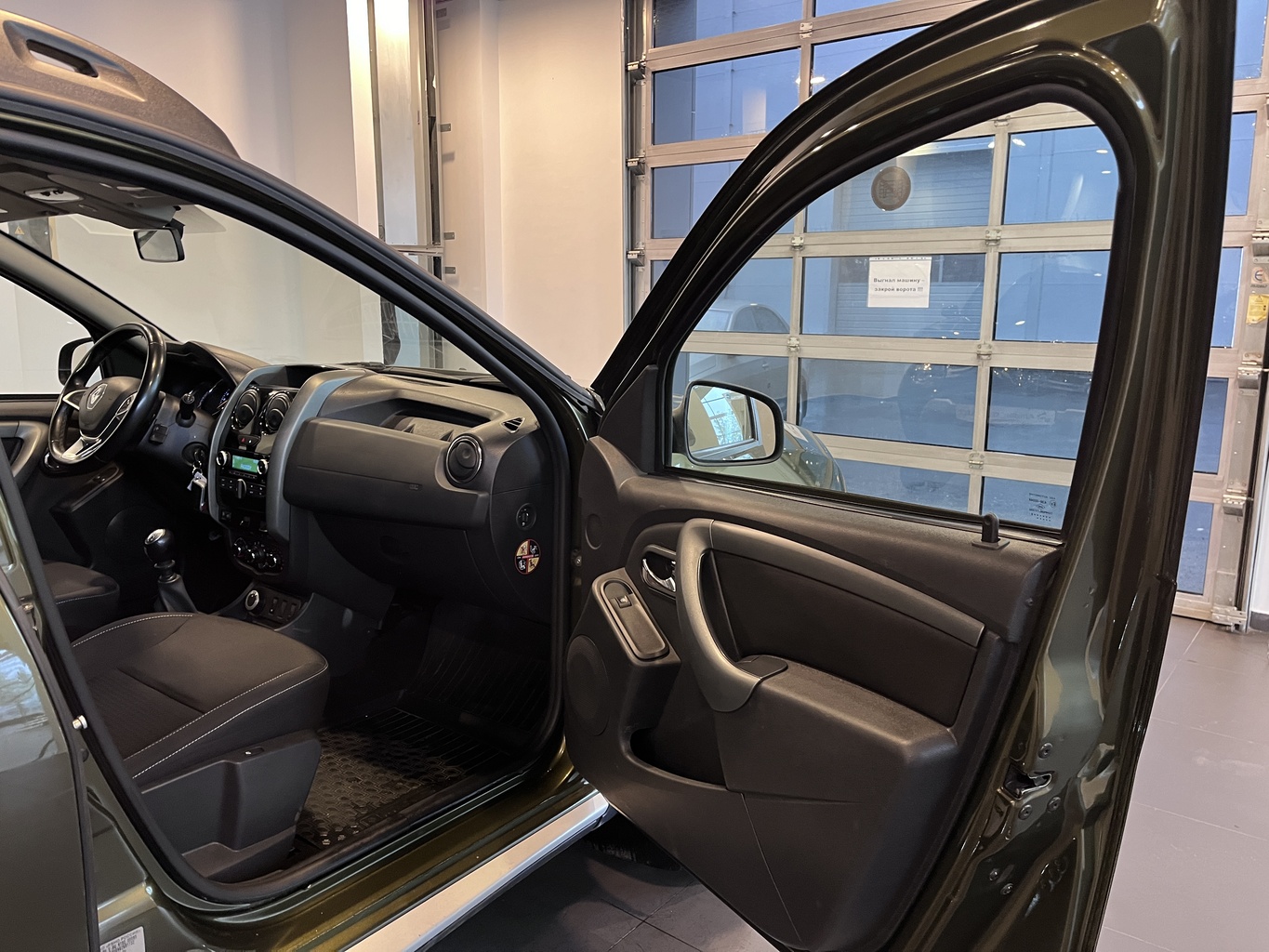 RENAULT DUSTER