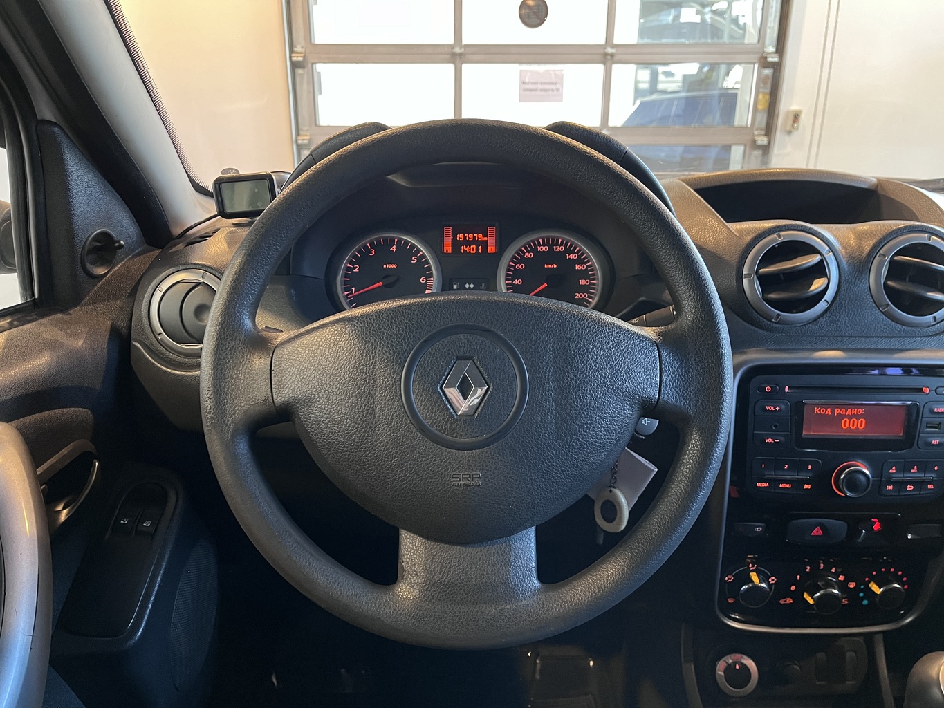 RENAULT DUSTER