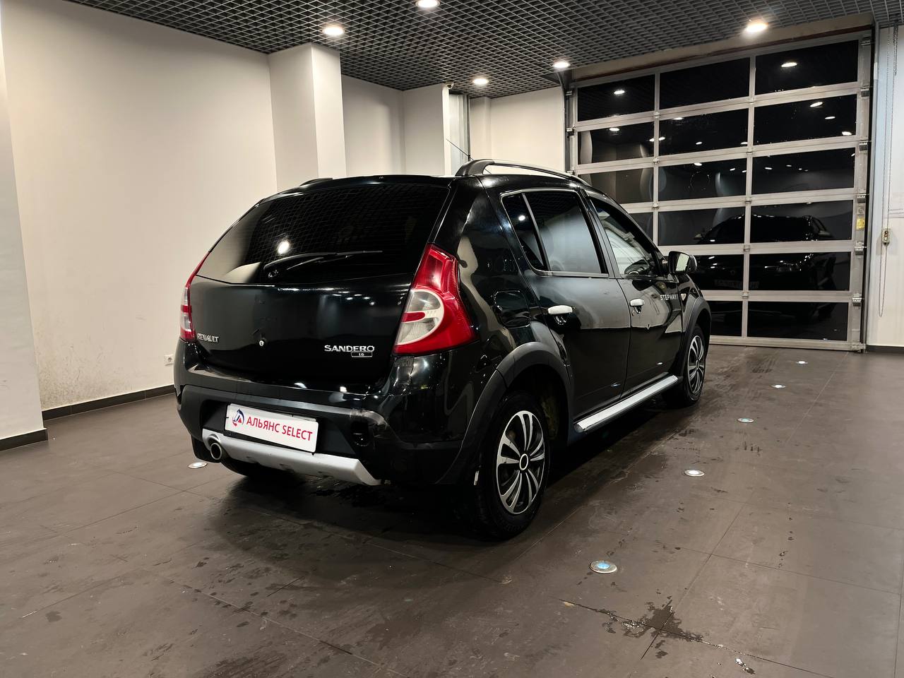 RENAULT SANDERO