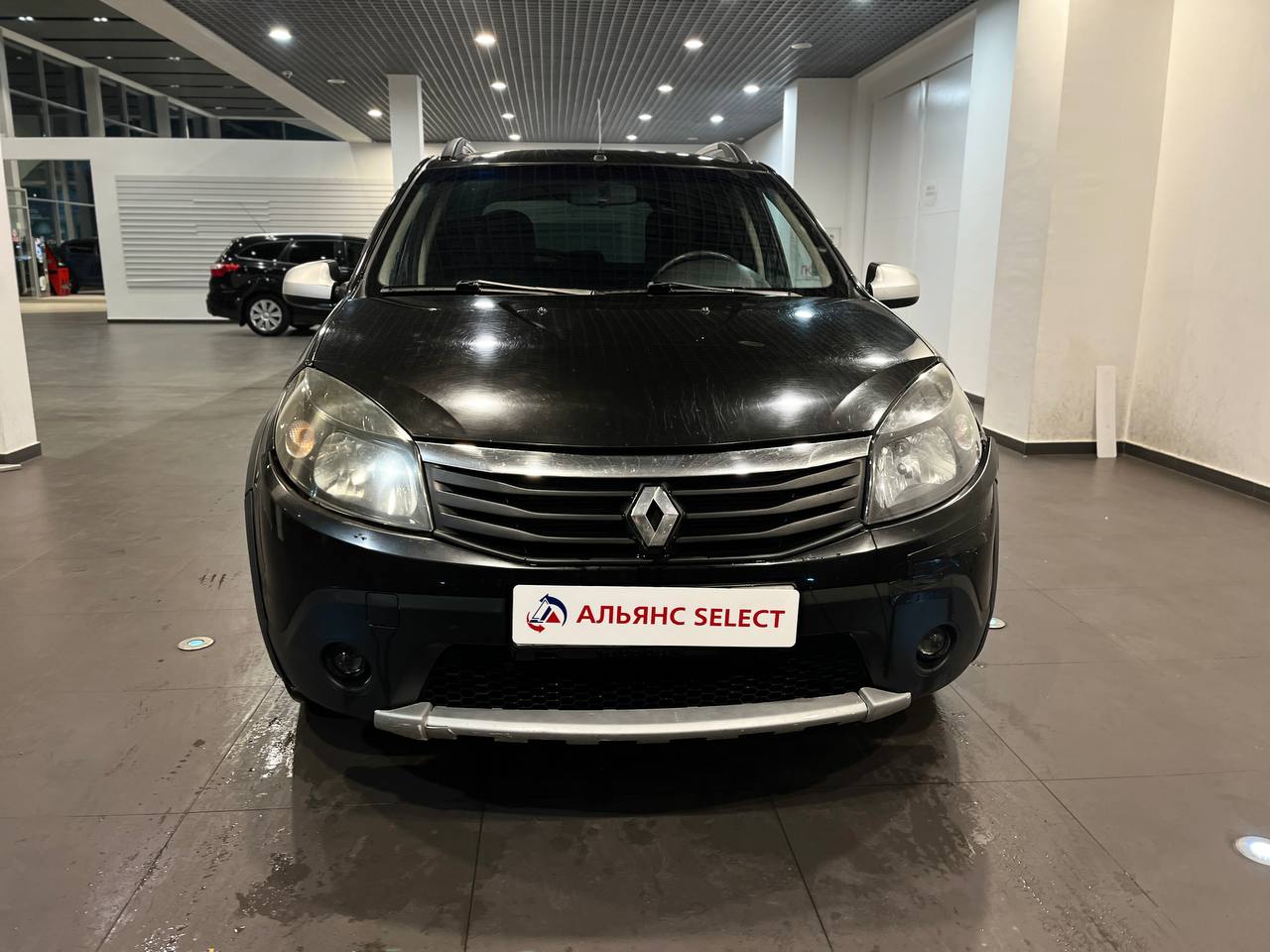 RENAULT SANDERO