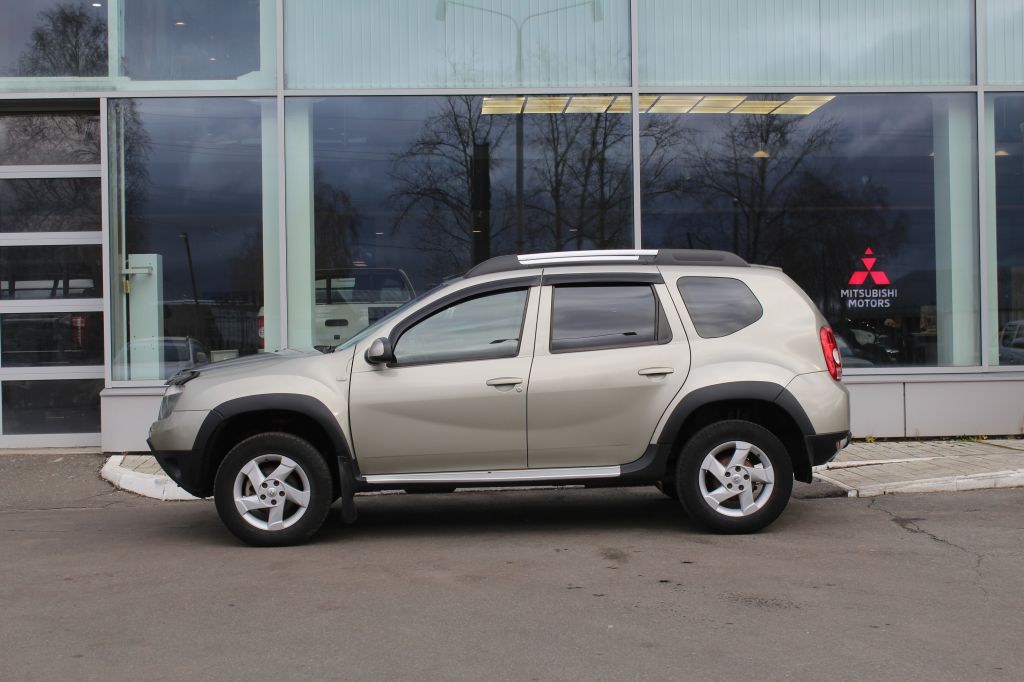 RENAULT DUSTER