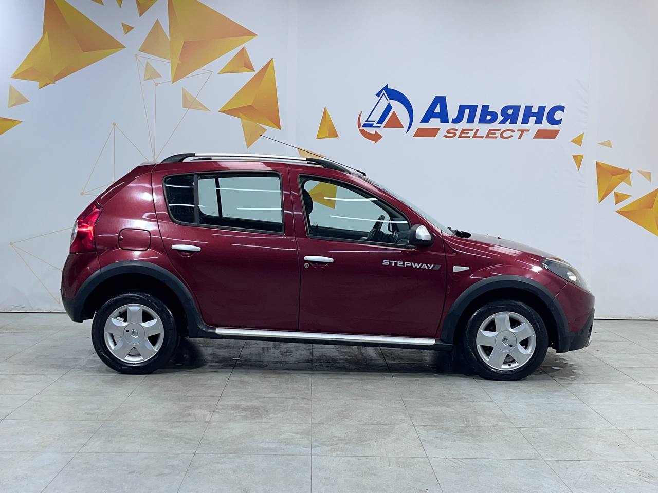 RENAULT SANDERO