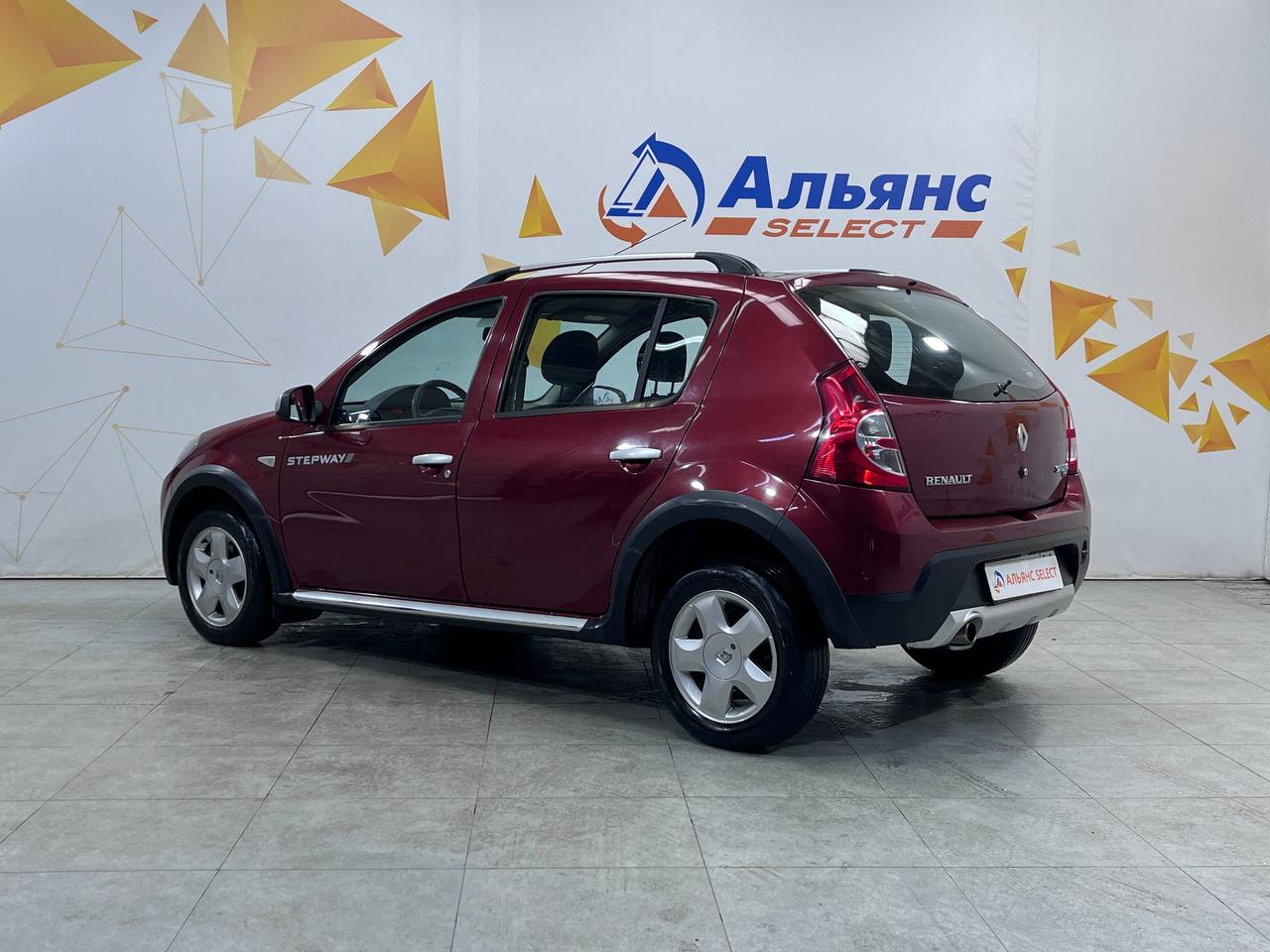 RENAULT SANDERO