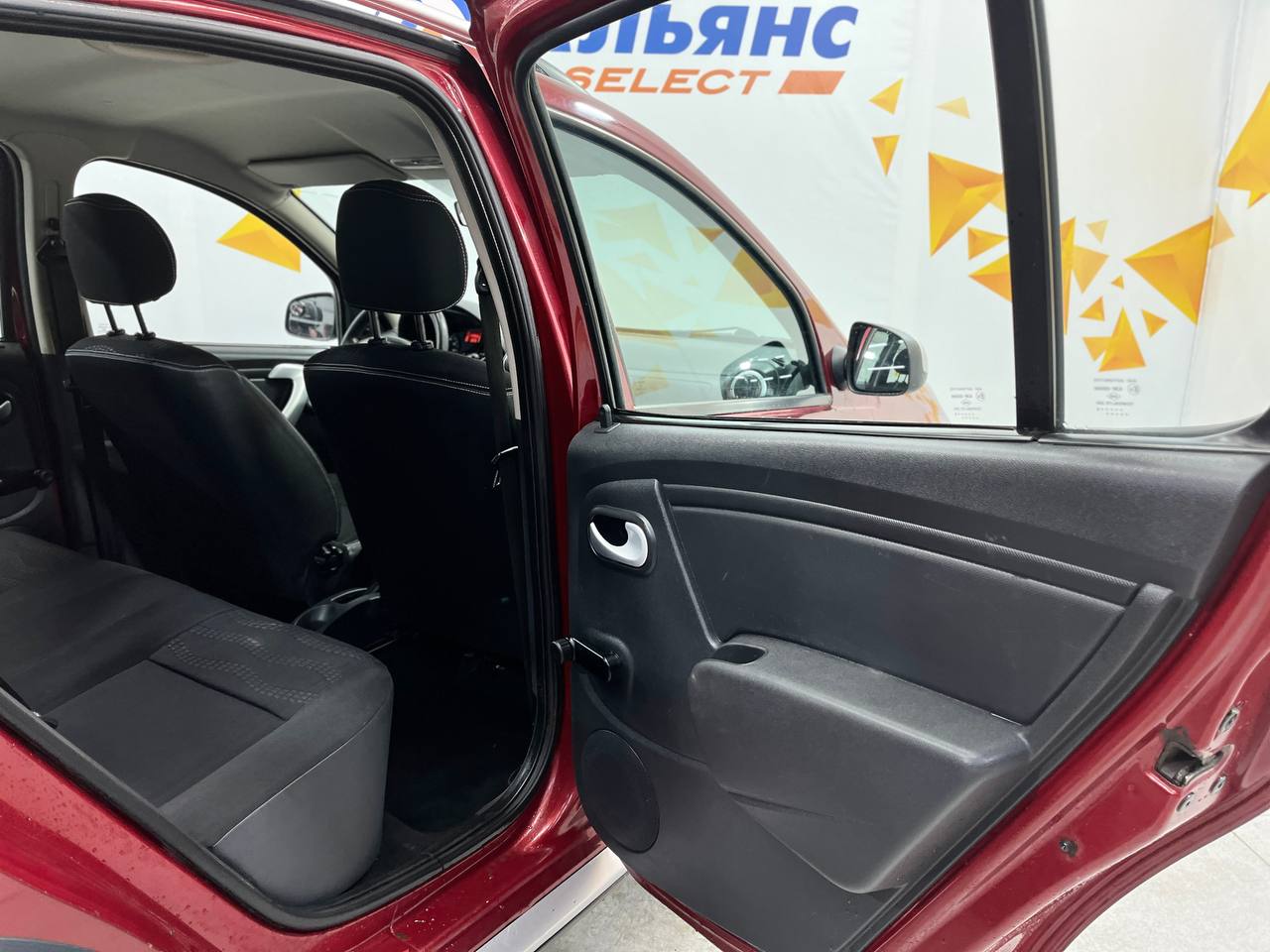 RENAULT SANDERO