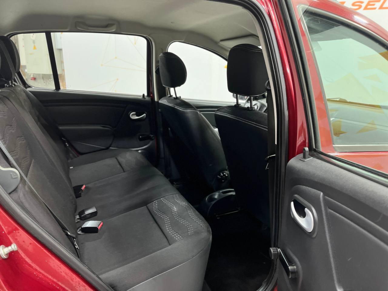 RENAULT SANDERO