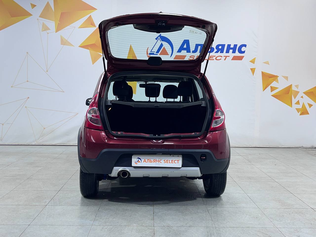RENAULT SANDERO