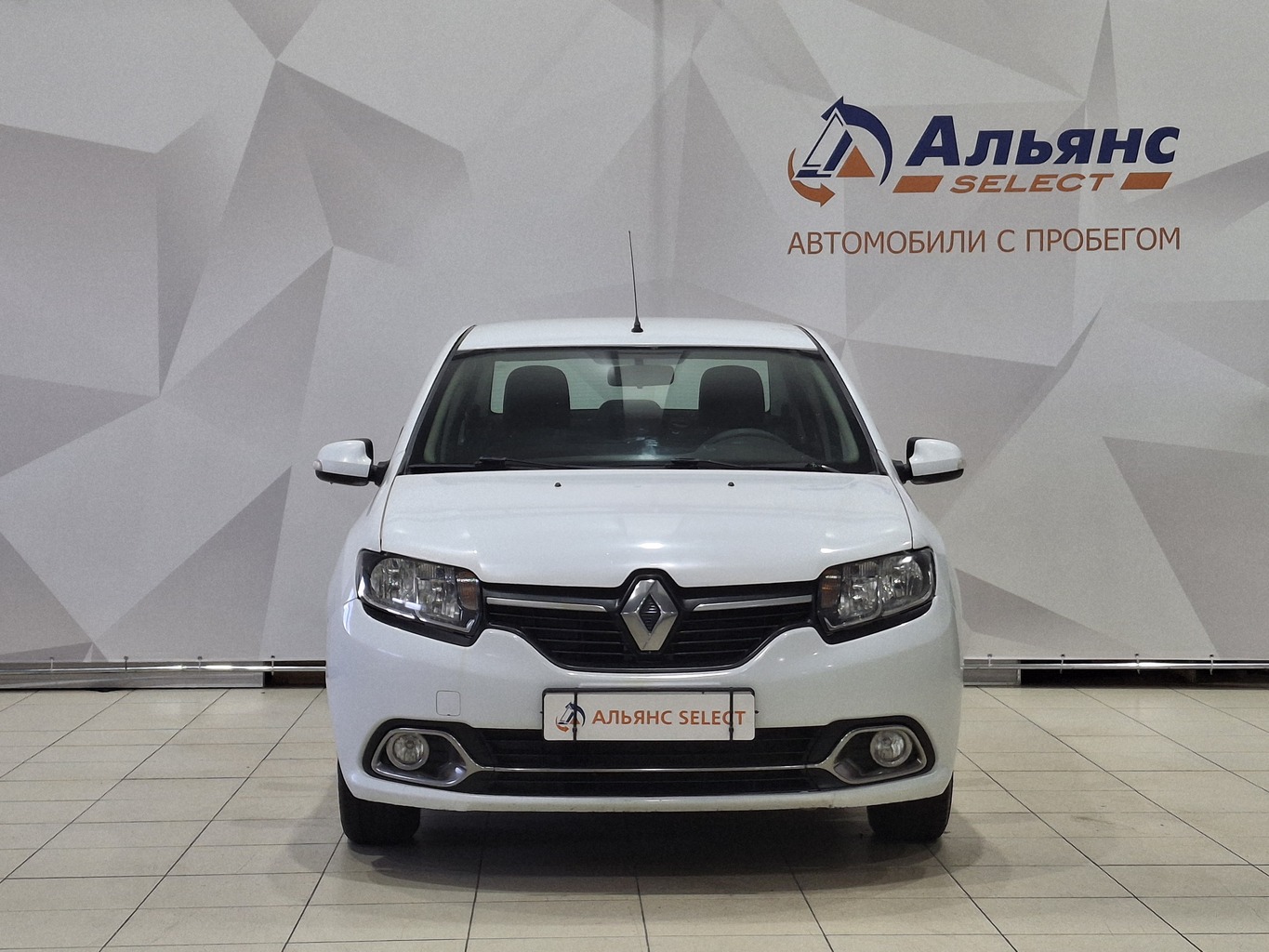 RENAULT LOGAN