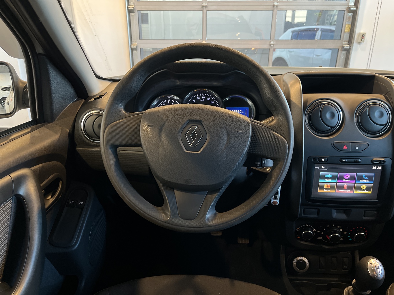 RENAULT DUSTER
