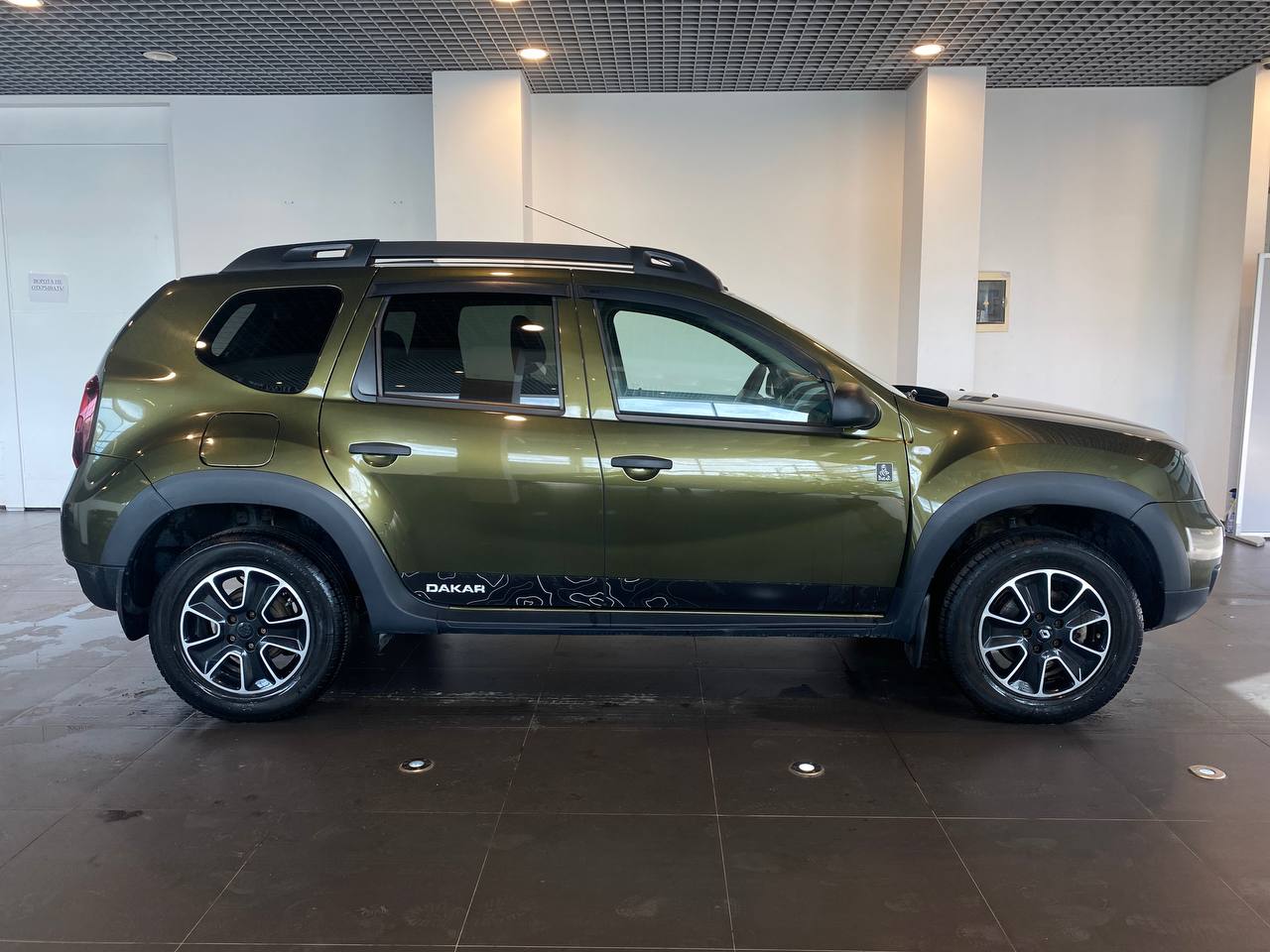 RENAULT DUSTER
