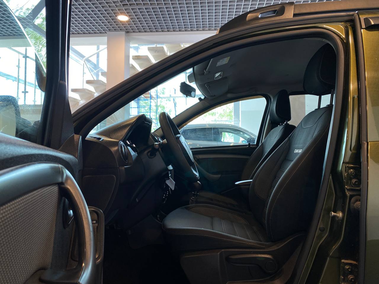 RENAULT DUSTER