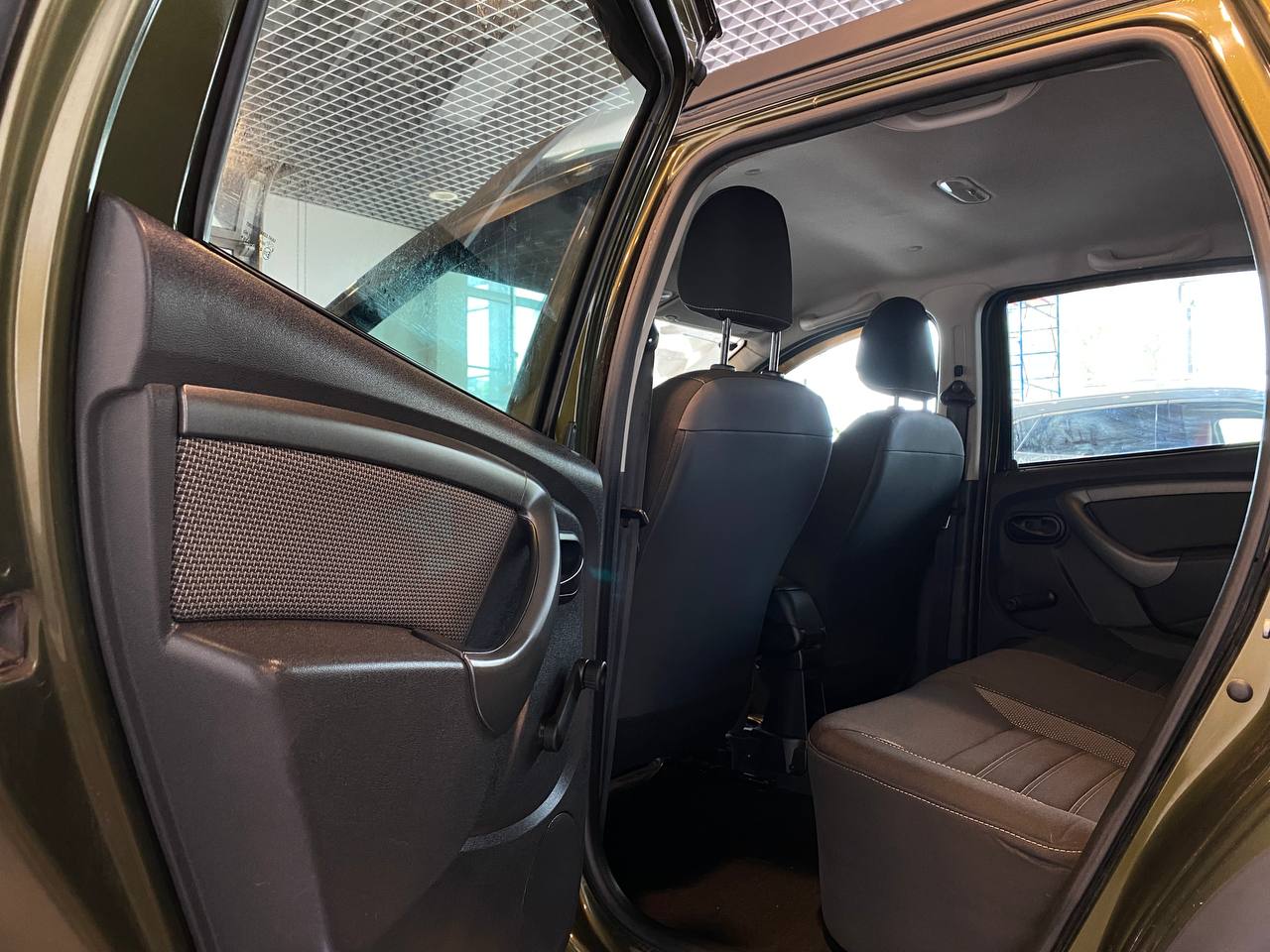 RENAULT DUSTER