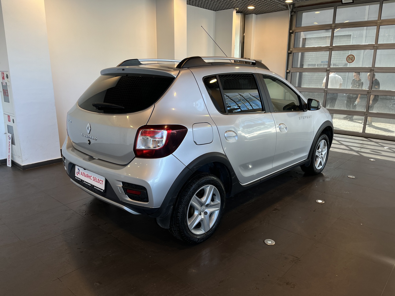 RENAULT SANDERO