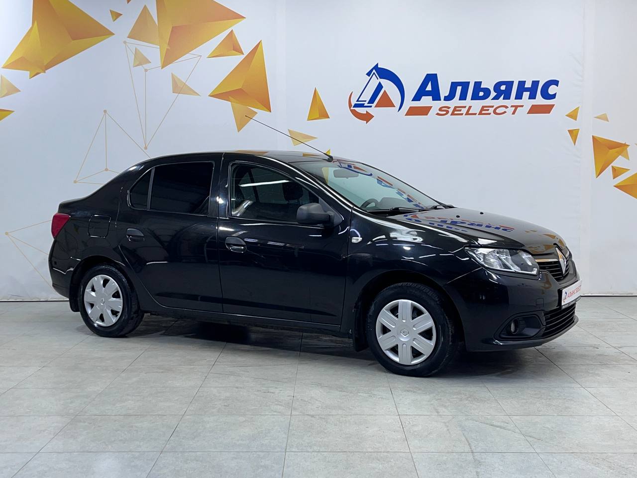 RENAULT LOGAN