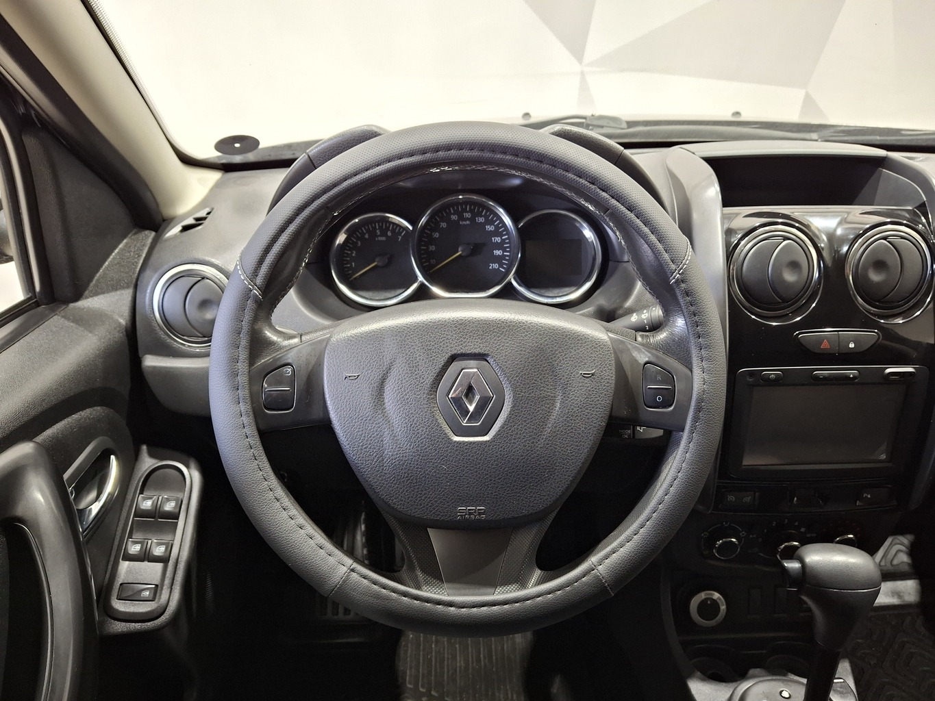 RENAULT DUSTER
