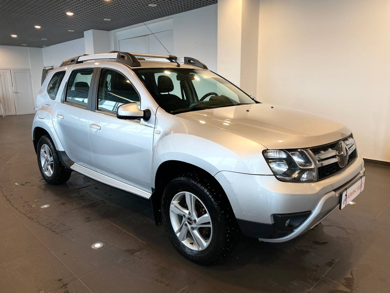 RENAULT DUSTER