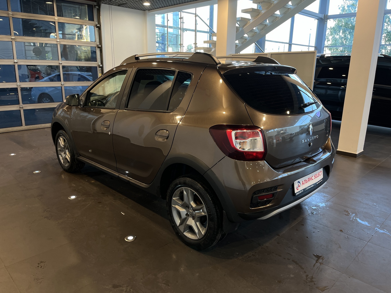 RENAULT SANDERO